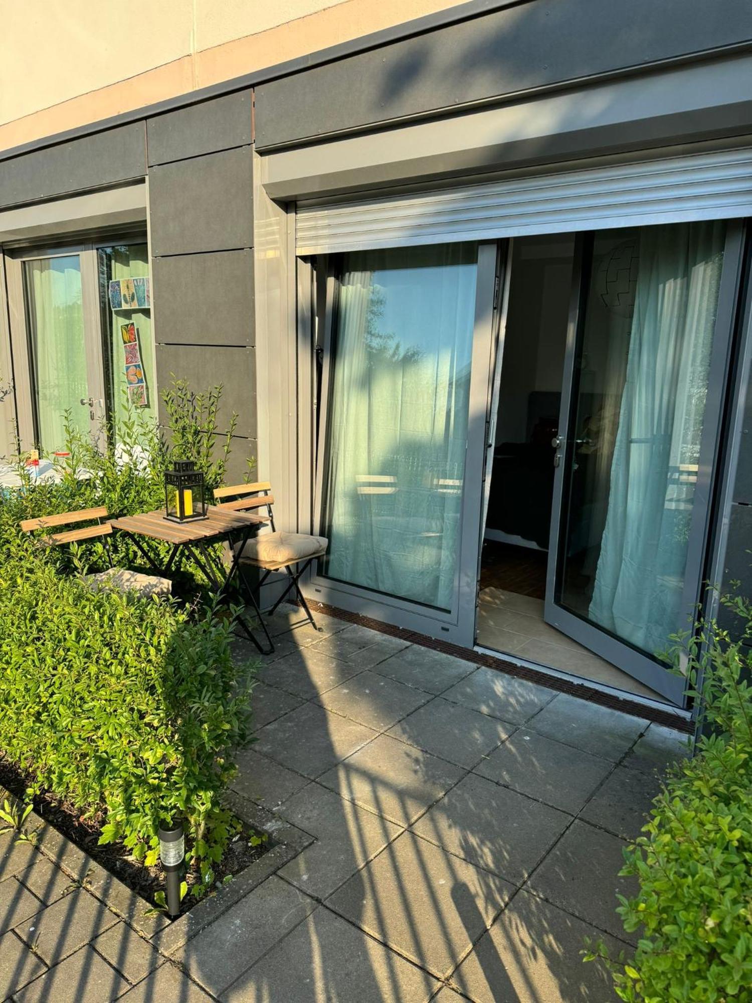 Moderne Ferienwohnung Mit Terrasse Würzburg Exterior foto